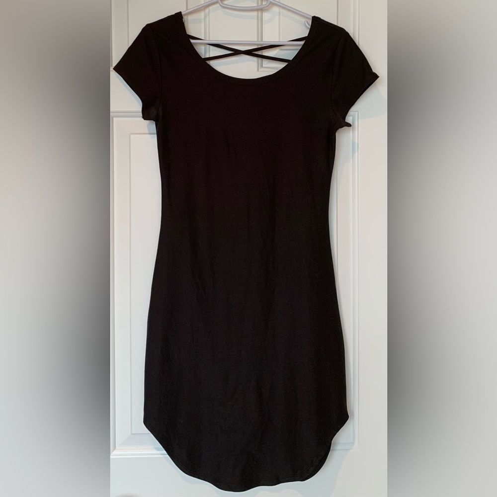 No Boundries girl’s black casual dress size S/CH (3-5) scoop back and hemline